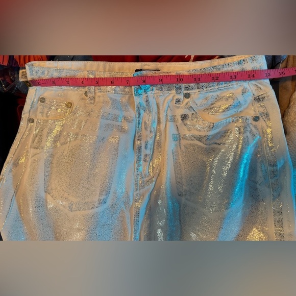 Boohoo WHITE WITH METALLIC COATED SPLIT FRONT DENIM MAXI SKIRT - Picture 14 of 16